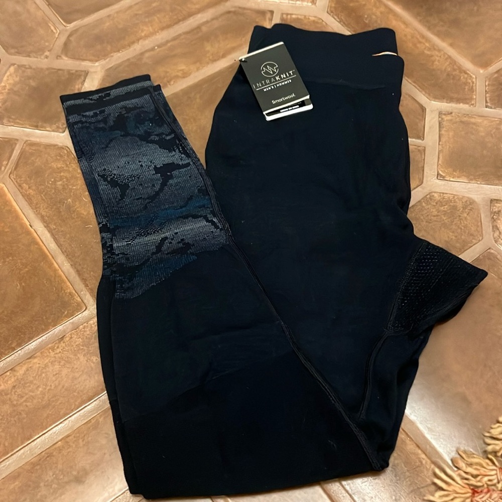 Smartwool Intraknit base layer . Size L